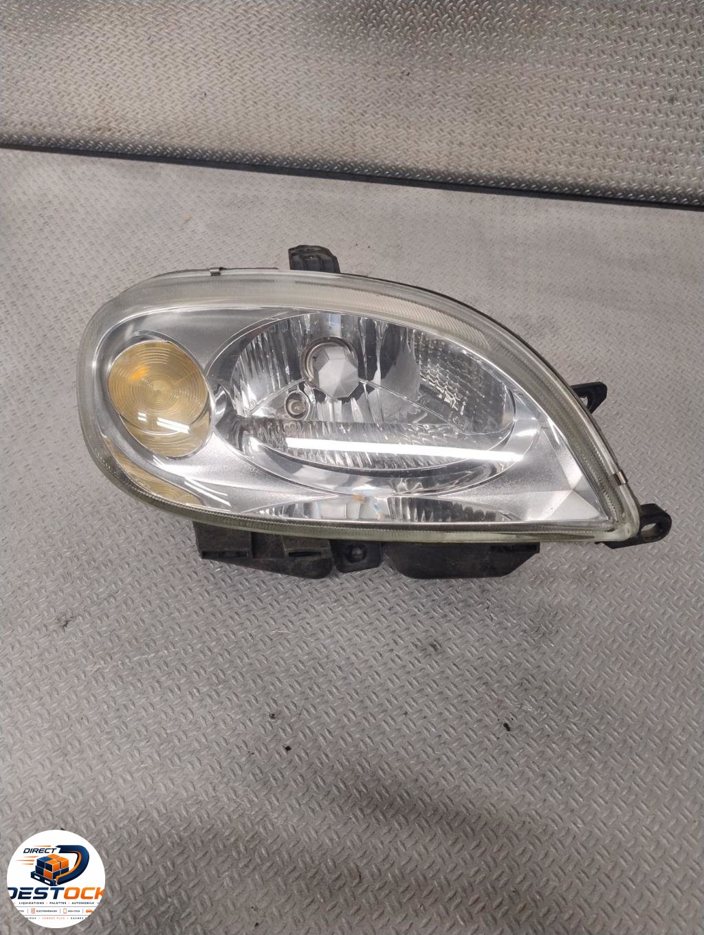 Phare droit CITROEN SAXO PHASE 2 occasion