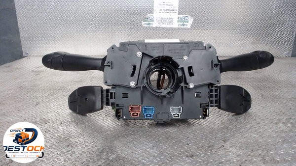 Interrupteur commande de frein a main CITROEN C5 1 PHASE 2 occasion
