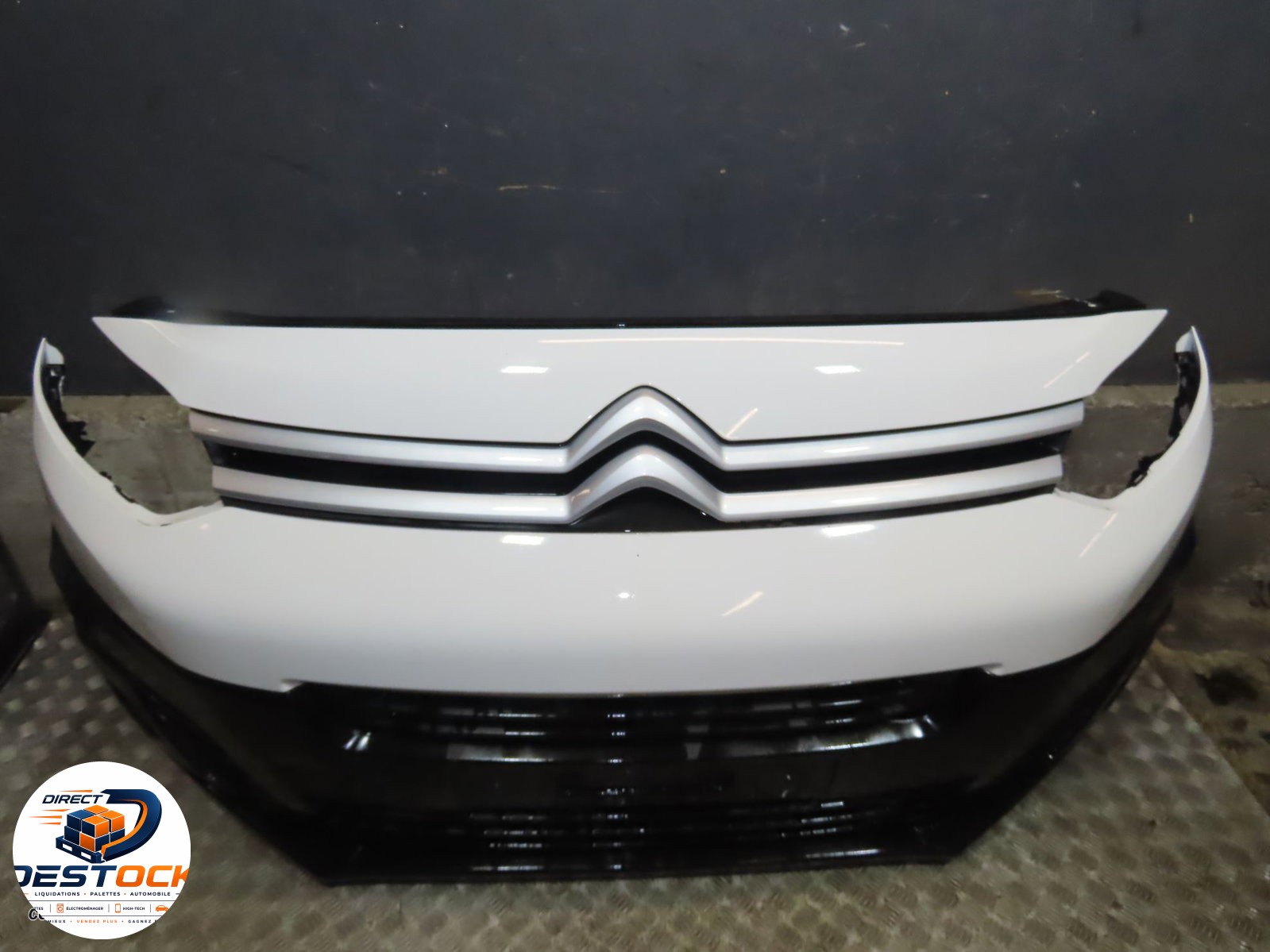 Pare-choc avant Citroen JUMPY Camionnette (V_) 2.0 bluehdi 120 (2016) occasion