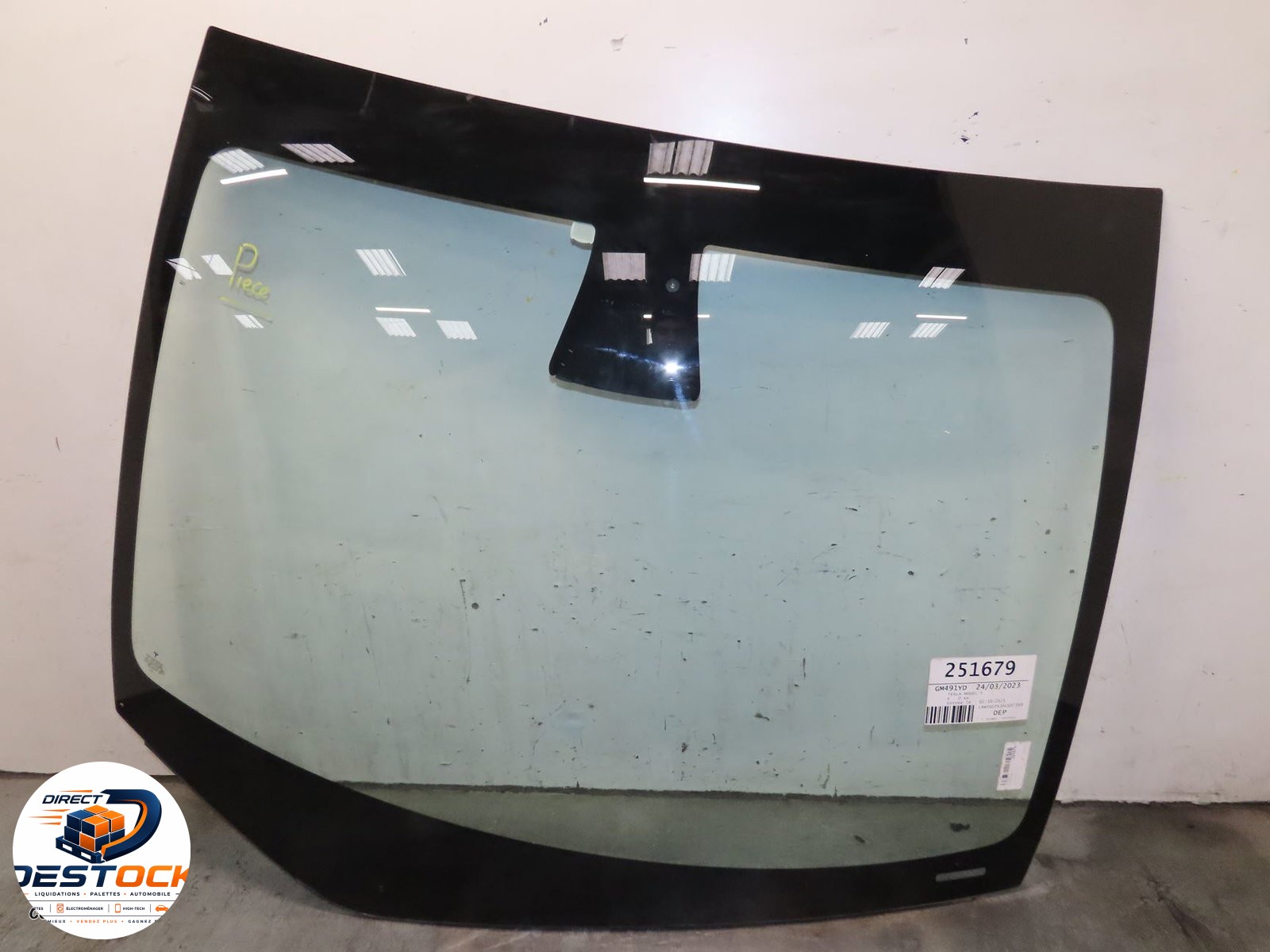Pare-brise Tesla MODEL Y (5YJY) Ev (2019) occasion