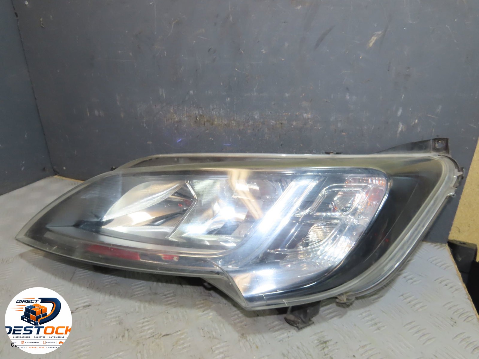 Phare gauche Peugeot BOXER Camionnette 2.2 hdi 130 (2011) occasion