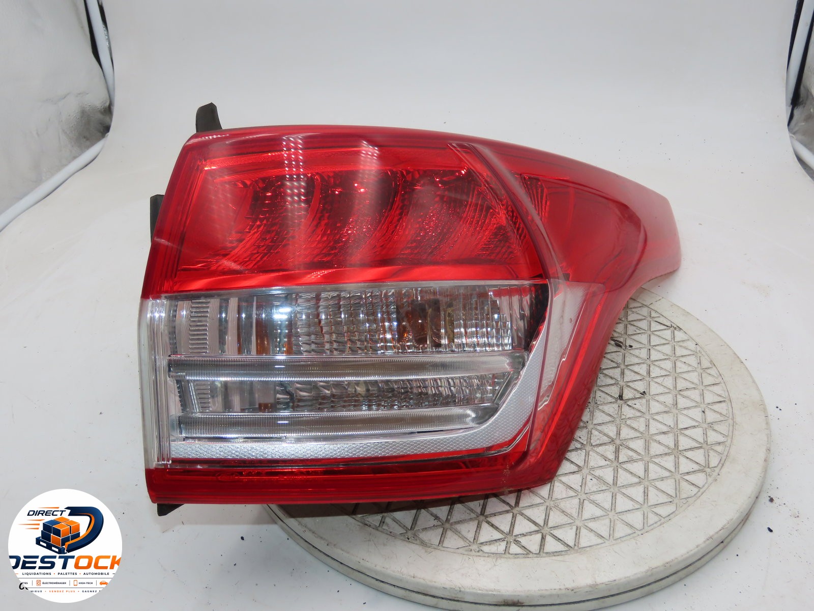 Feu arrière droit Ford KUGA II (DM2) 1.6 ecoboost (2013-2014) occasion