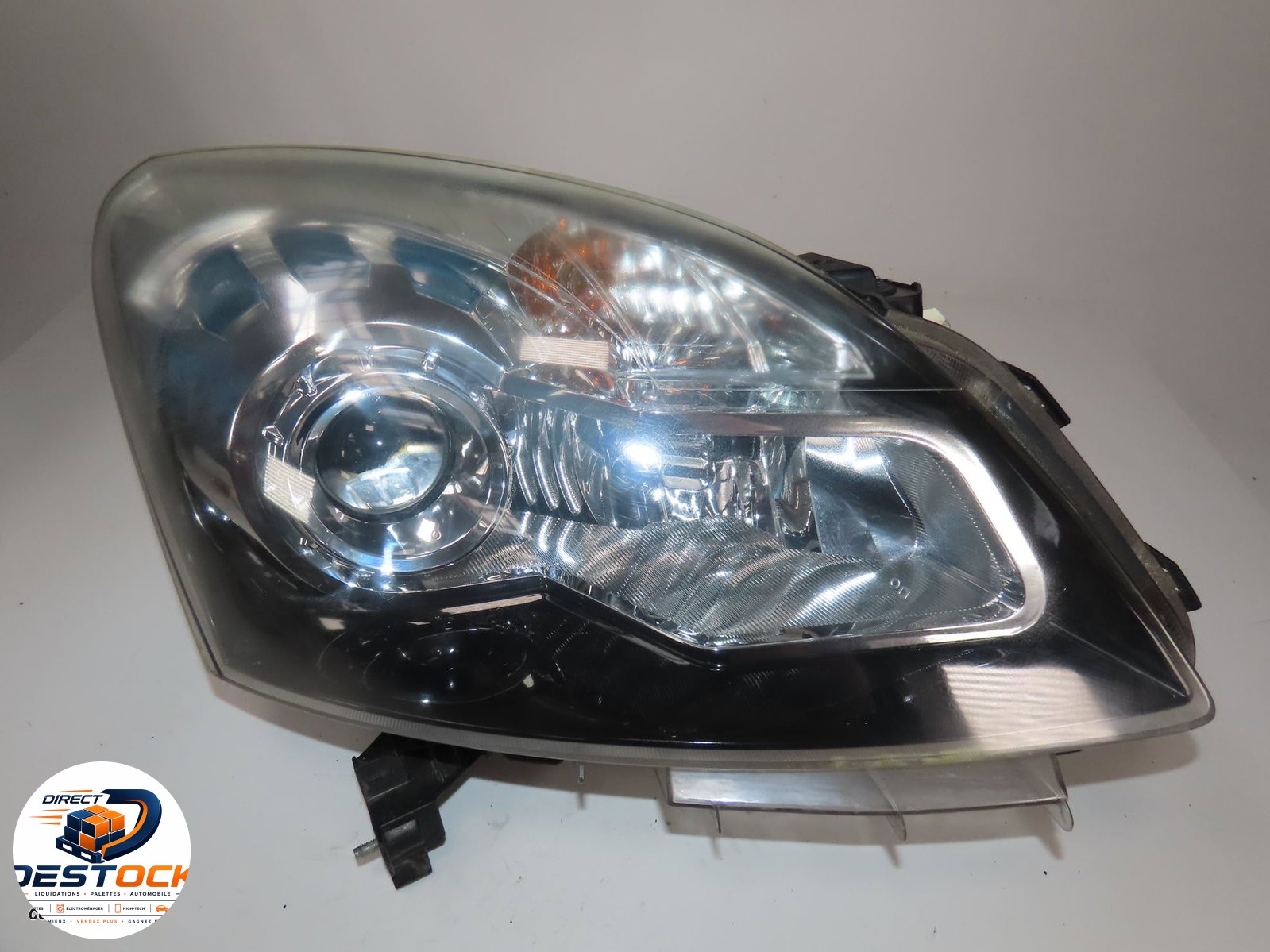 Phare droit Renault KOLEOS I (HY_) 2.0 dci 4x4 (hy0b) (2008) occasion