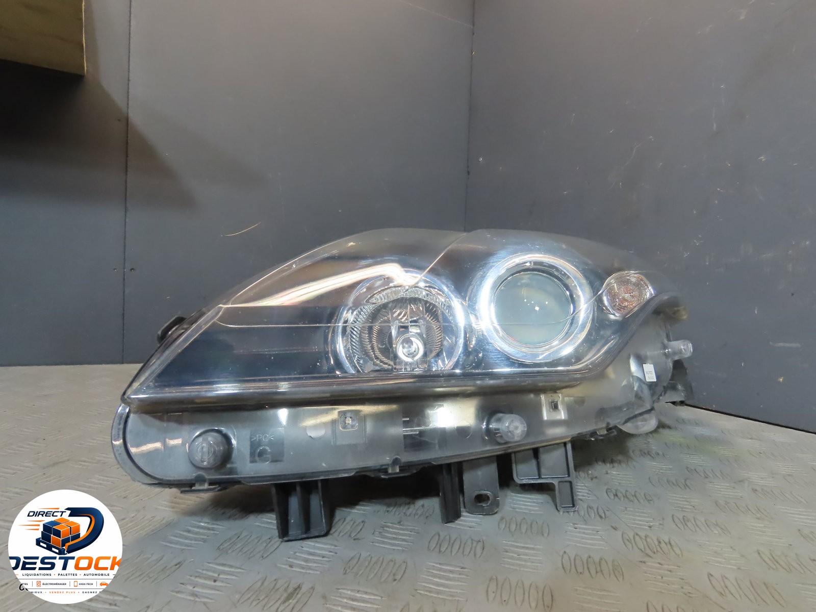 Phare gauche Renault LAGUNA III (BT0-1) 2.0 dci (bt01, bt08, bt09, bt0e, bt0k, bt12, bt1c, bt1d,... (2007-2015) 5 portes occasion