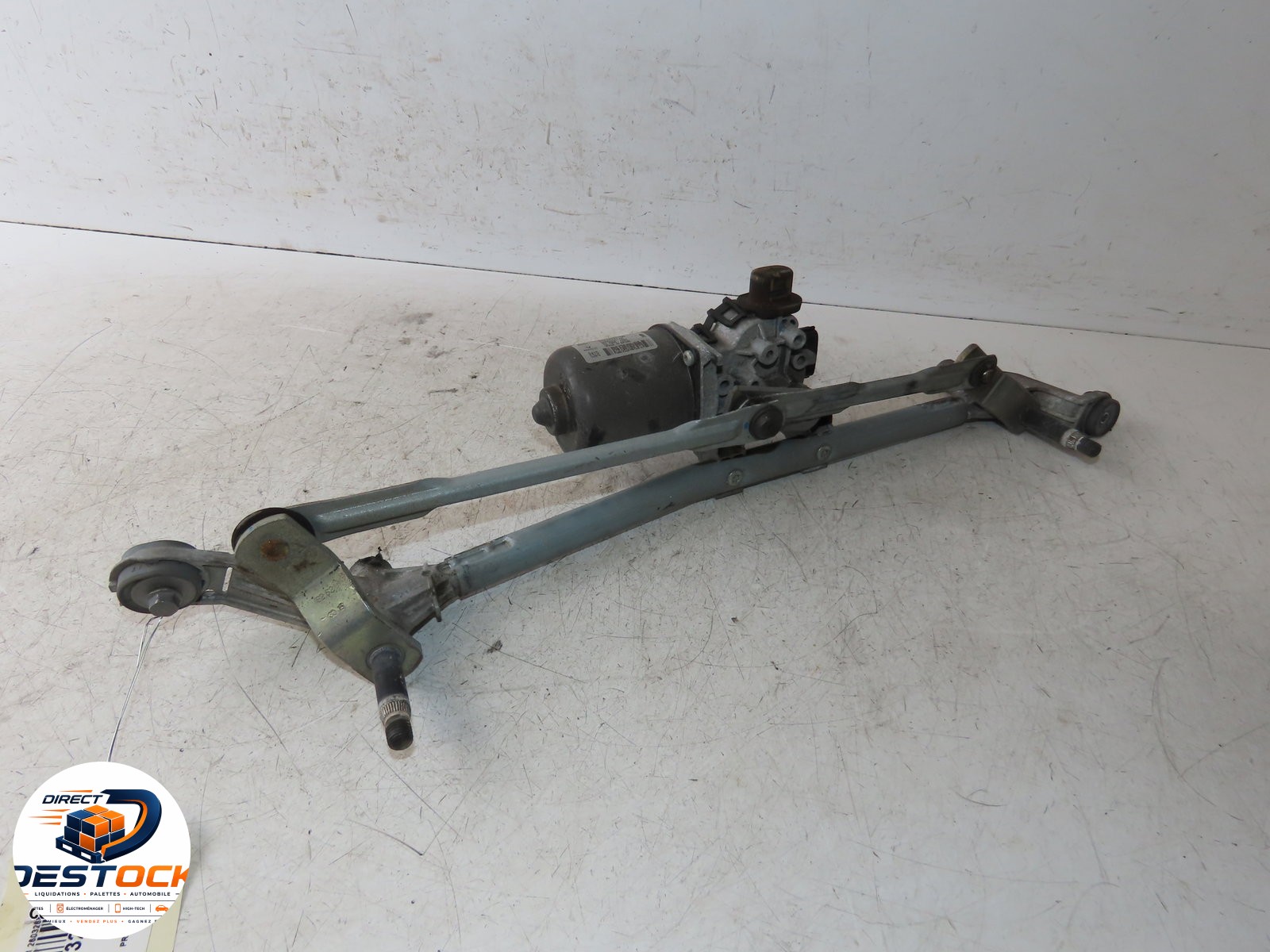 Moteur essuie-glace avant Renault MEGANE IV 3-5 portes (B9A-M-N_) 1.5 dci 110 (b9a3) (2015) occasion