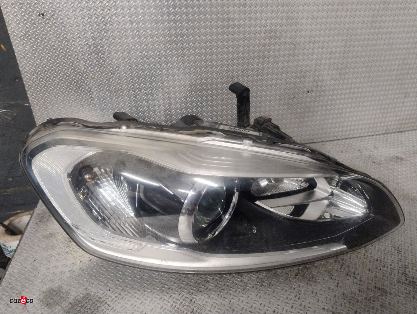 Phare droit VOLVO XC 60 1  XC 60 1 PHASE 2 occasion