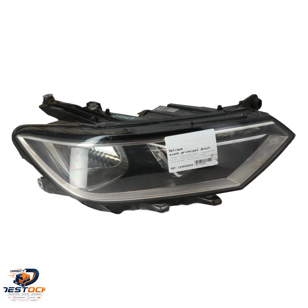 Phare droit Volkswagen PASSAT B8 (3G2, CB2) 1.6 tdi (2014) occasion