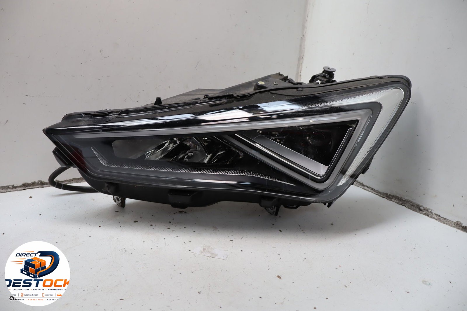 Phare gauche Seat TARRACO (KN2) 1.4 e-hybrid (2021) occasion