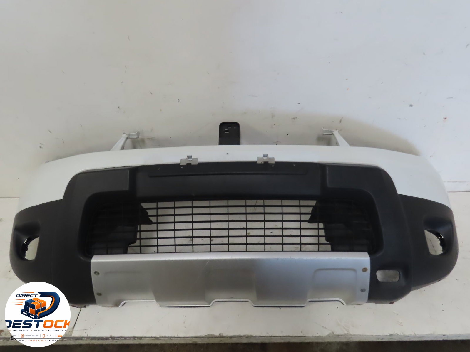 Pare-choc avant Dacia DUSTER (HS_) 1.6 16v (2010-2018) occasion