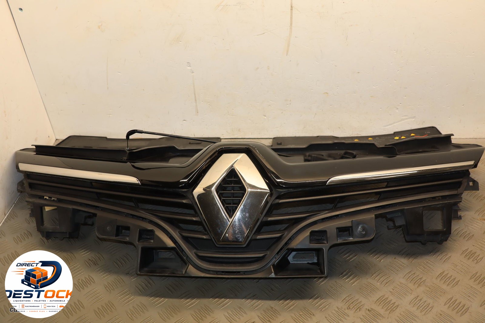 Calandre Renault CLIO IV (BH_) 1.5 dci 90 (2012) 5 portes occasion
