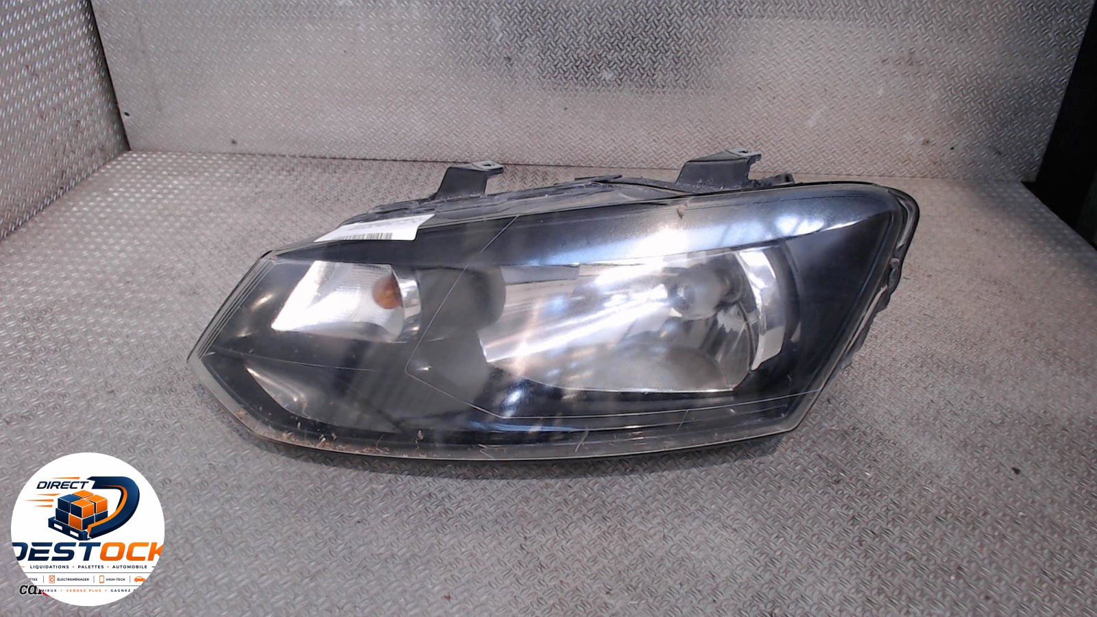 Phare gauche VOLKSWAGEN POLO 5 PHASE 1 occasion