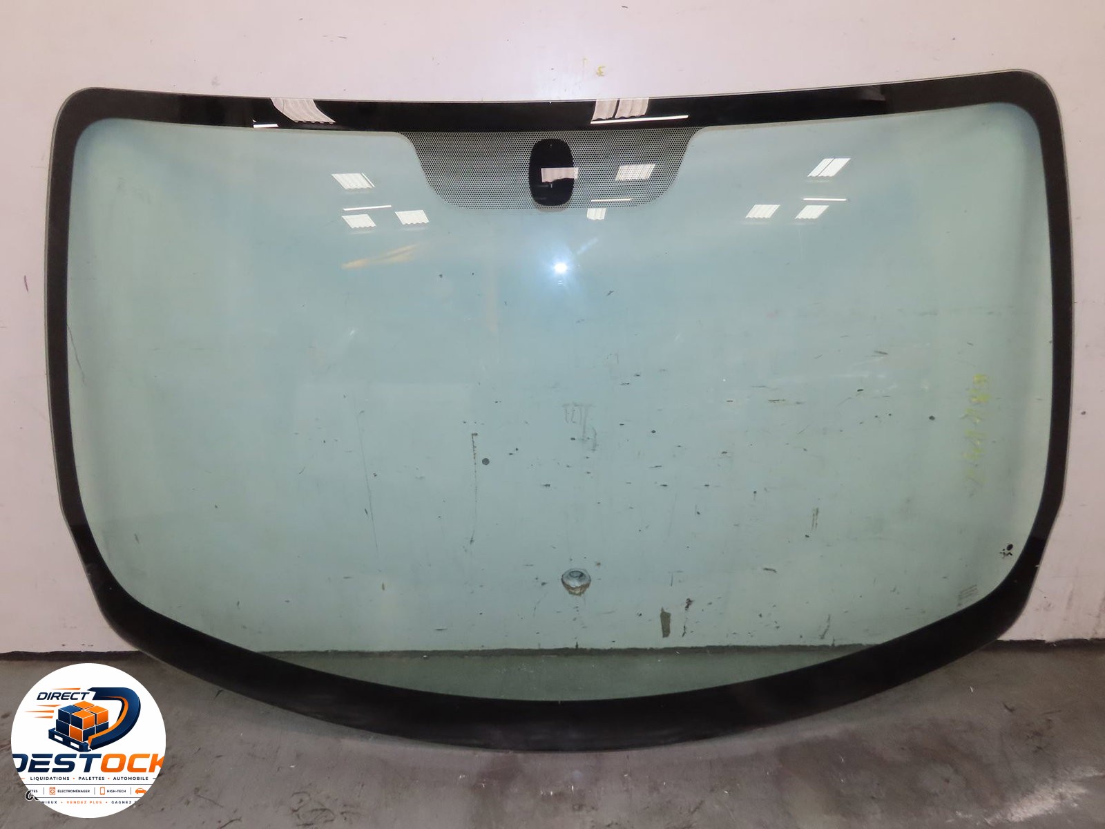 Pare-brise Renault KANGOO Express (FW0-1_) 1.5 dci 90 (fw0g, fw05, fw08, fw11) (2009) 4 portes occasion