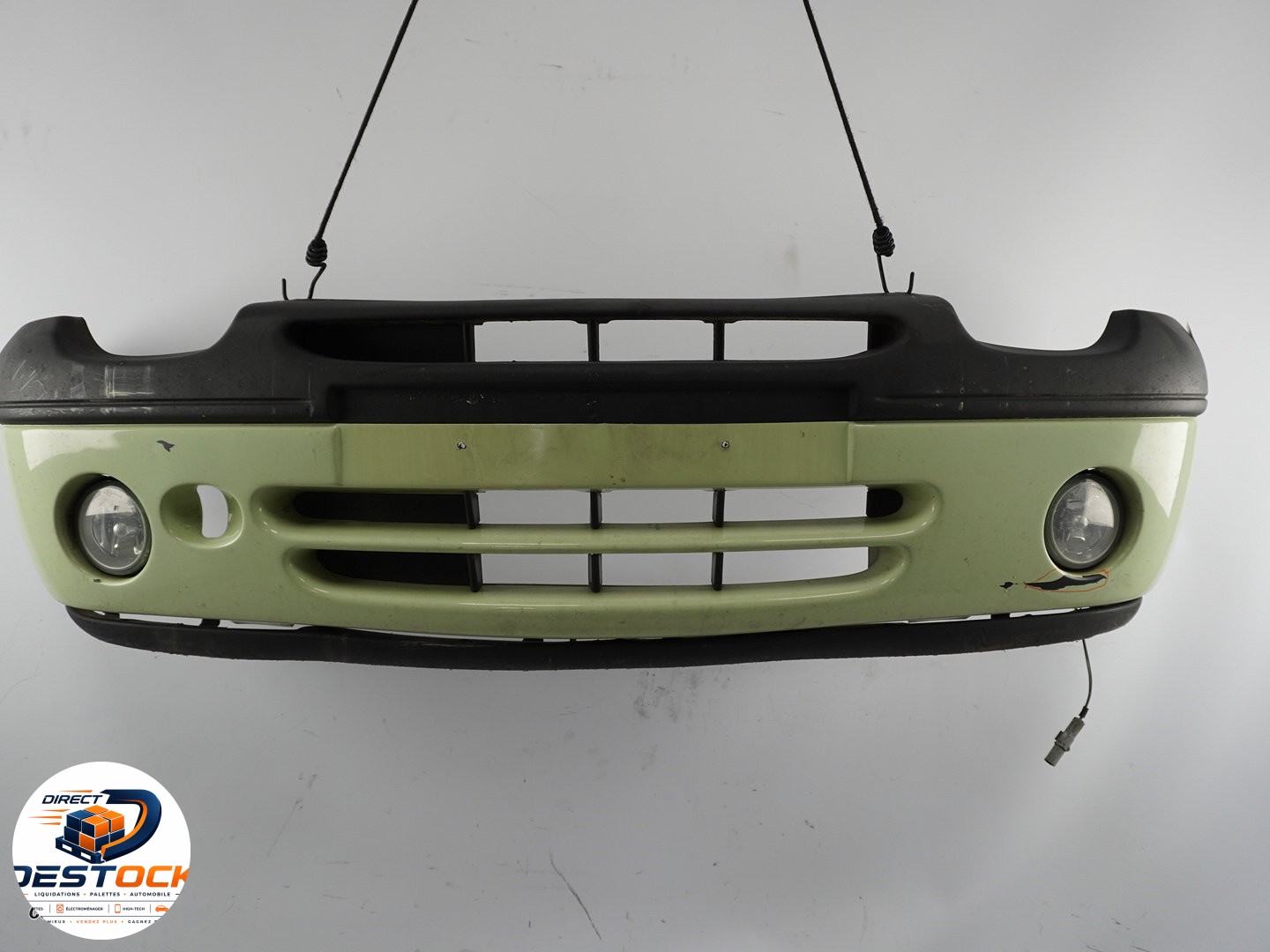 Pare-choc avant Renault TWINGO I (C06_) 1.2 16v (c06c, c06d, c06k) (2001-2007) 3 portes occasion