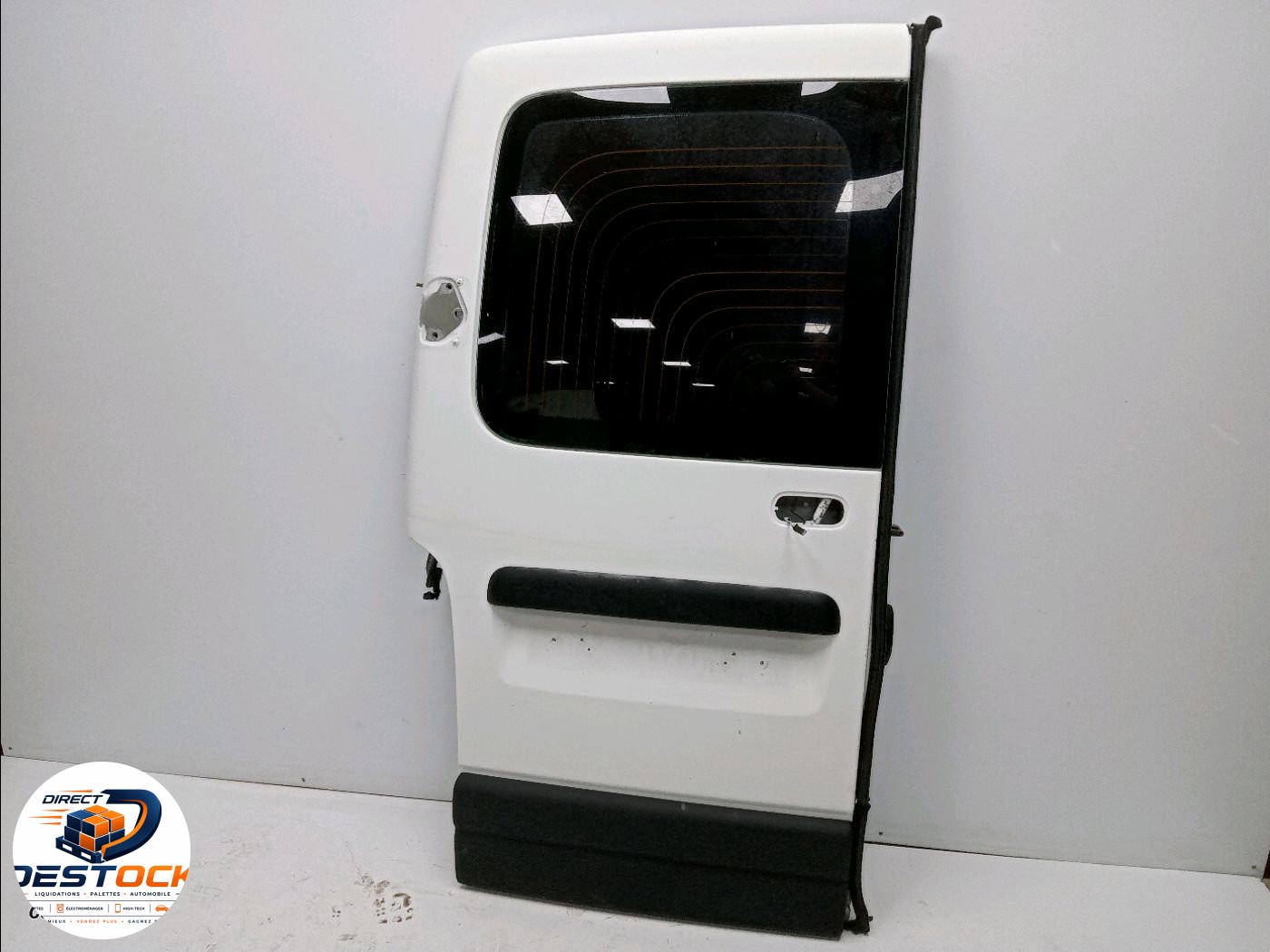 Porte battante arrière gauche Renault MASTER II Autobus-Autocar (JD) 2.5 d (1998-2001) occasion