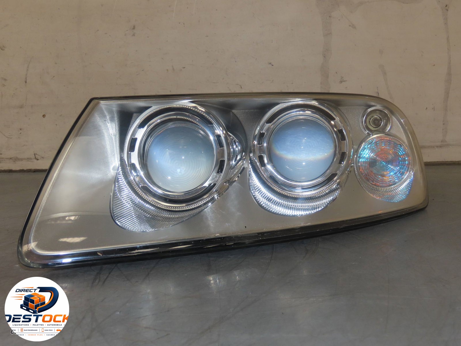 Phare gauche Volkswagen TOUAREG (7LA, 7L6, 7L7) 2.5 r5 tdi (2003-2010) occasion