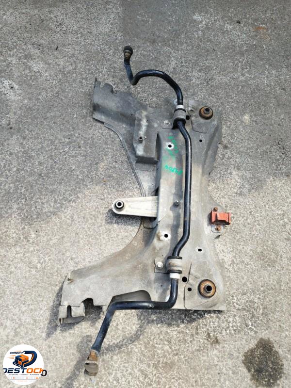 Berceau moteur avant RENAULT CLIO 3 PHASE 2 occasion
