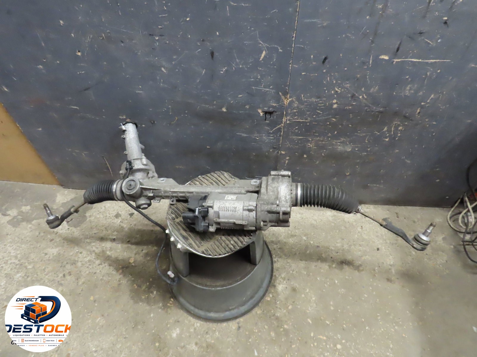 Cremaillere hydraulique BMW SERIE 1 E88 occasion