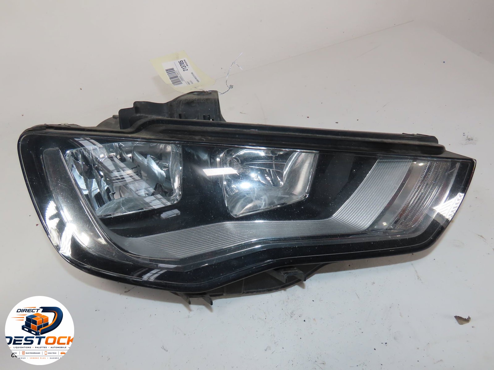 Phare droit Audi A3 Limousine (8VS, 8VM) 2.0 tdi (2013-2020) occasion