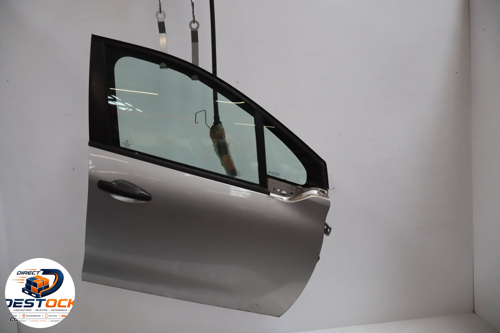 Porte avant droite Peugeot 208 I (CA_, CC_) 1.0 (2012) occasion