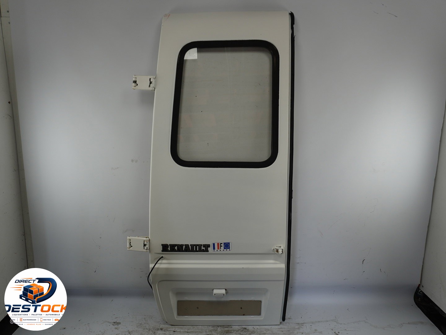 Porte battante arrière gauche Renault MASTER I Camionnette (T__) 28-35 2.4 d (1980-1989) occasion