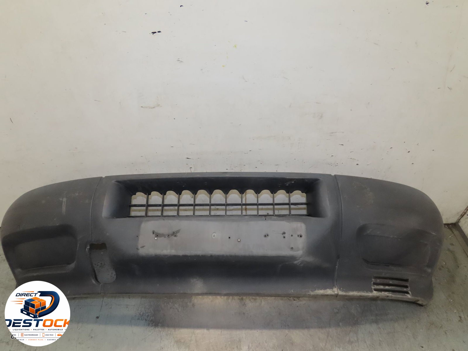 Pare-choc avant Iveco DAILY III Camionnette 35 s 13 v,35 c 13 v (1999-2007) occasion