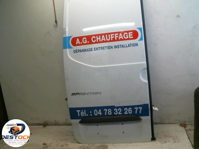 Porte battante arrière gauche Mercedes-benz SPRINTER 3,5-t Camionnette (B907, B910) 317 cdi rwd (907.631, 907.633, 907.635, 907.637) (2020) occasion