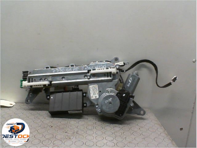Moteur electrique de hayon-coffre Citroën C5 III Break (RW_) 2.0 hdi (2008) occasion